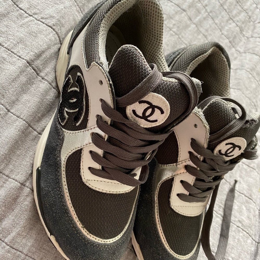Woman Sneakers 37